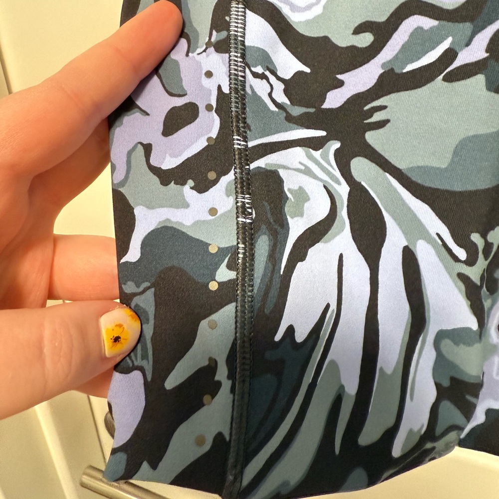 Lululemon Swift Speed Top - Picture 7 of 14